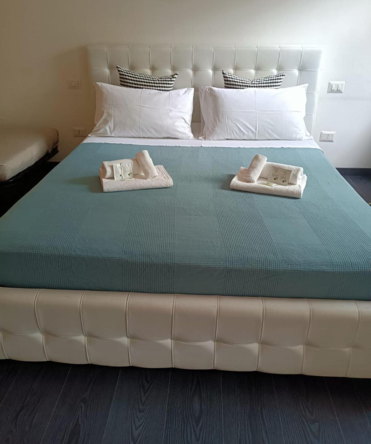 רומא Rooms House Corso 22 מראה חיצוני תמונה